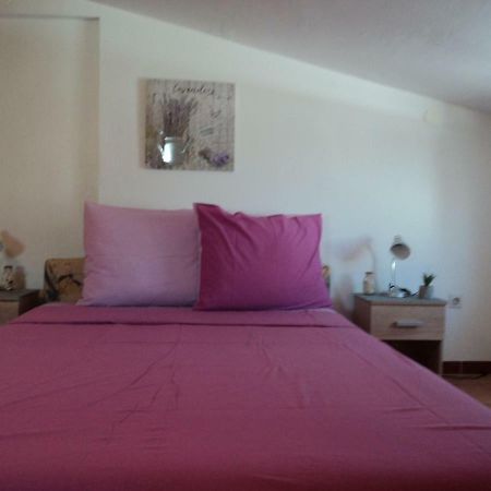 רוביני Studio Apartments Ana מראה חיצוני תמונה