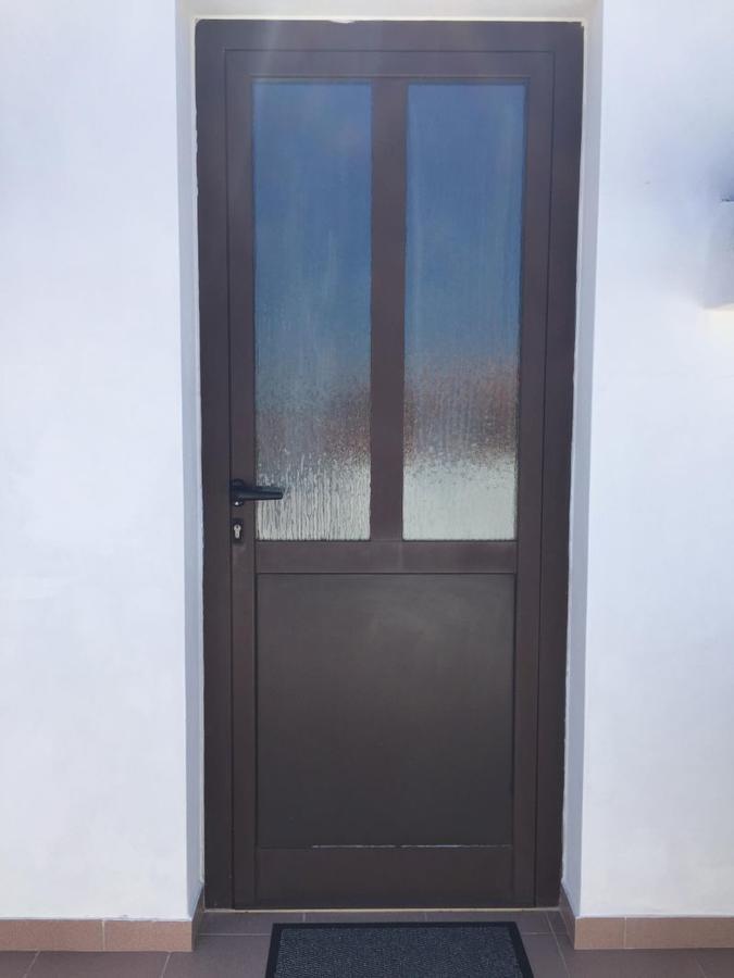 רוביני Studio Apartments Ana מראה חיצוני תמונה