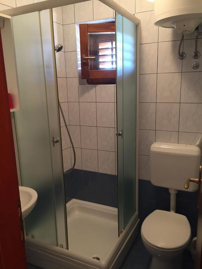 רוביני Studio Apartments Ana מראה חיצוני תמונה