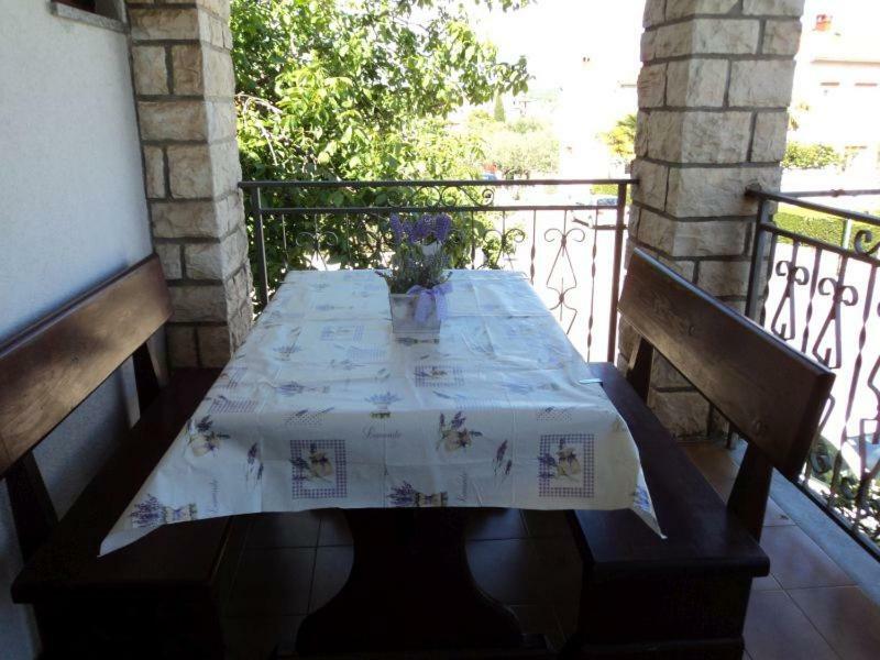 רוביני Studio Apartments Ana מראה חיצוני תמונה