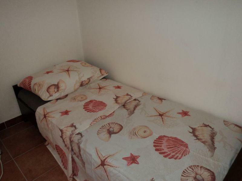 רוביני Studio Apartments Ana מראה חיצוני תמונה